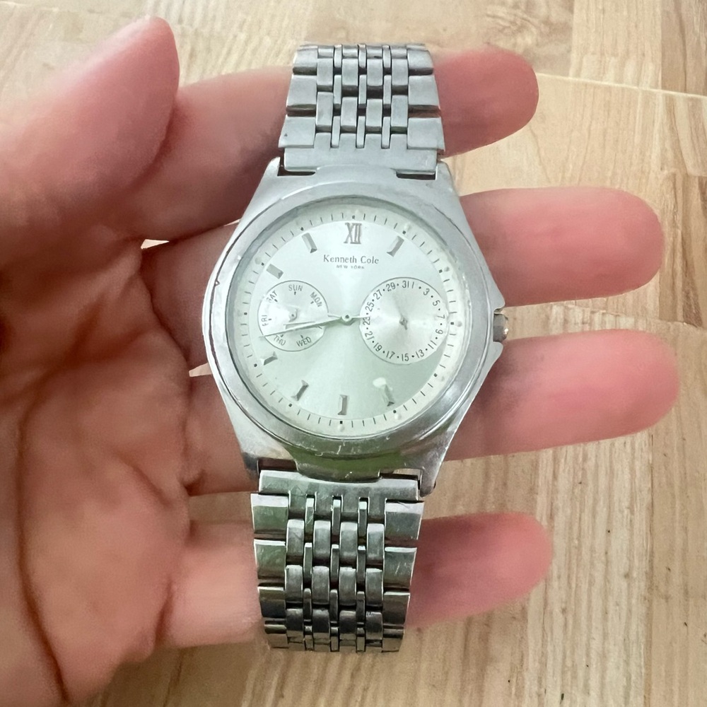 Vintage Kenneth Cole New York stainless steel dress watch NEW BATTERY